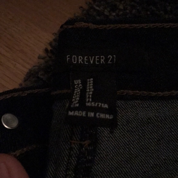 Forever 21 super dark wash jeans - Picture 4 of 4